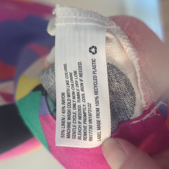 Sleeveless Linen Dress - Picture 6 of 7